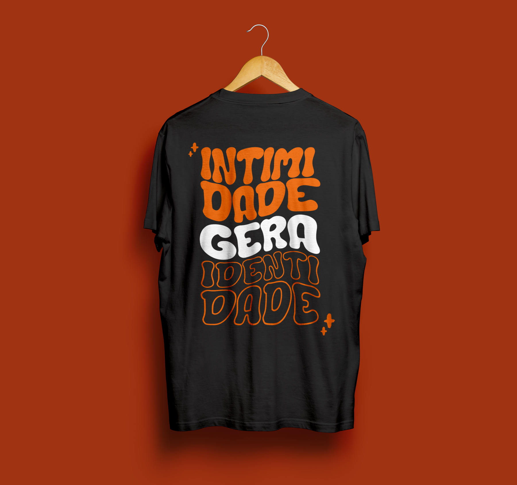 CAMISETA PRETA INTIMIDADE